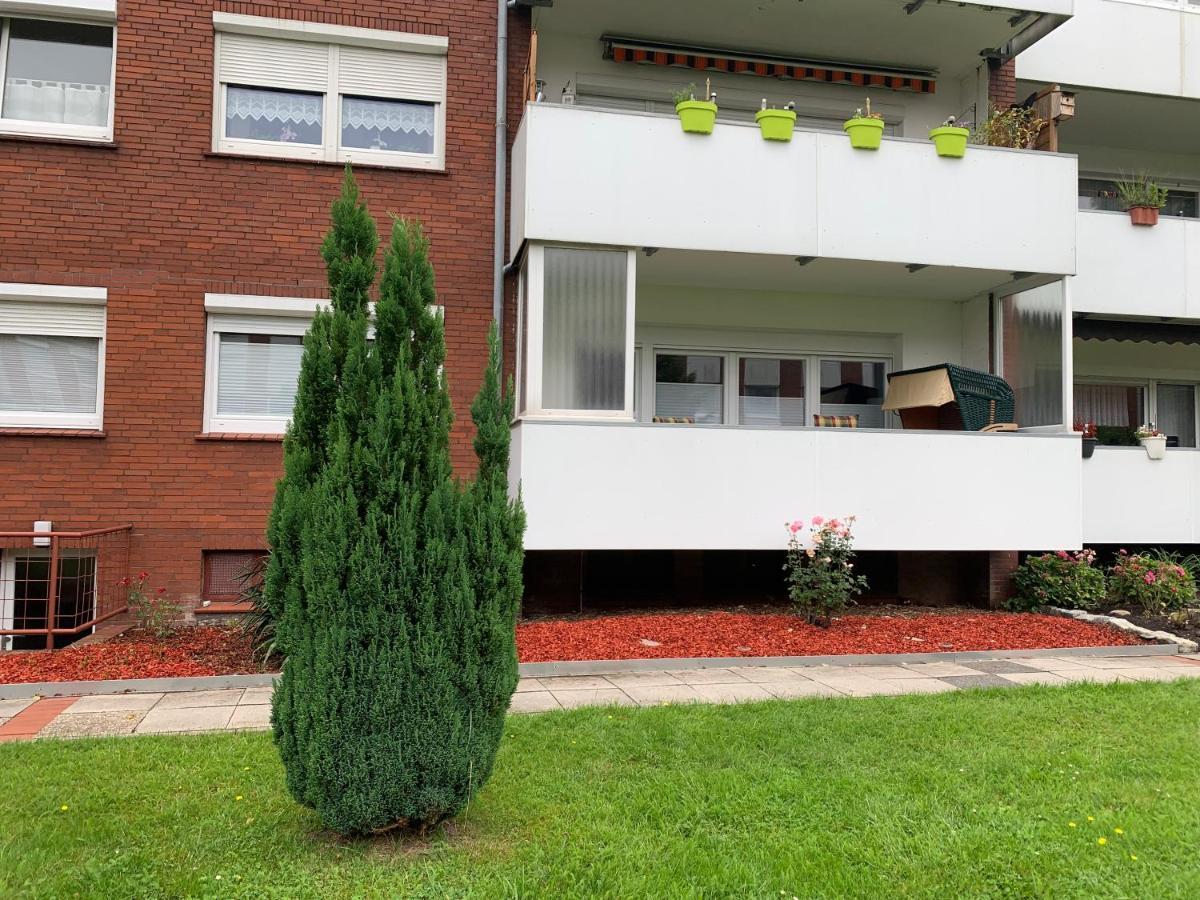 Ferienwohnung Wippsteert - 5 Sterne - Mit Balkon Und Pkw Stellplatz Emden Exterior foto